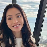 Jinny Hong, Korean therapist in Toronto, Ontario